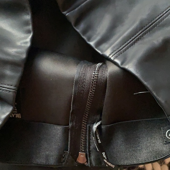 Blank NYC Monique Black Faux Leather Pencil Skirt - Picture 7 of 8